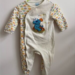 Vintage Sesame Street Cookie Monster Sleeper 6-12M Beep Beep